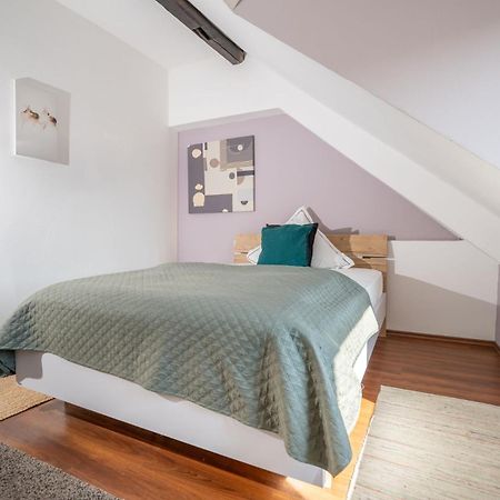 12: Privatzimmer Fuer Reisende Durch Koblenz Coblenza Exterior foto