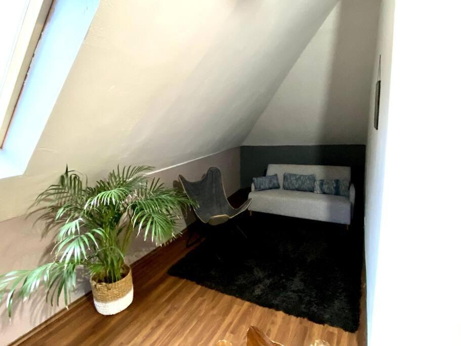 12: Privatzimmer Fuer Reisende Durch Koblenz Coblenza Exterior foto