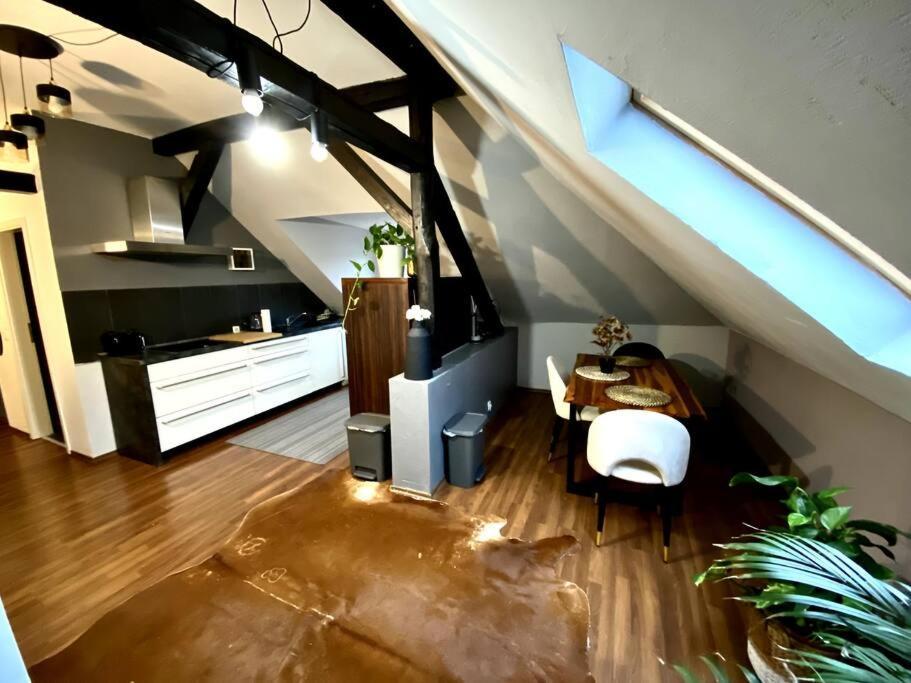 12: Privatzimmer Fuer Reisende Durch Koblenz Coblenza Exterior foto