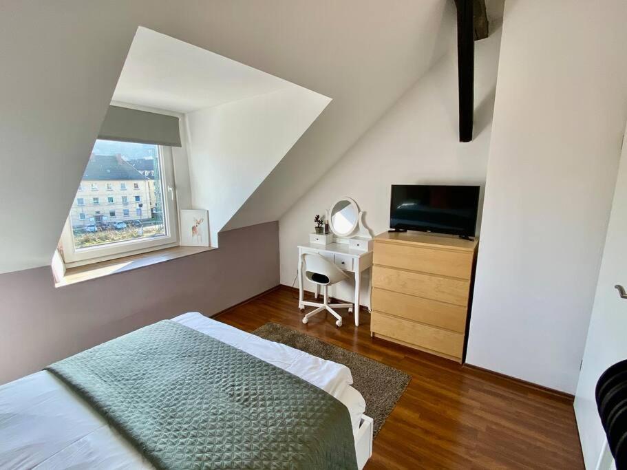 12: Privatzimmer Fuer Reisende Durch Koblenz Coblenza Exterior foto